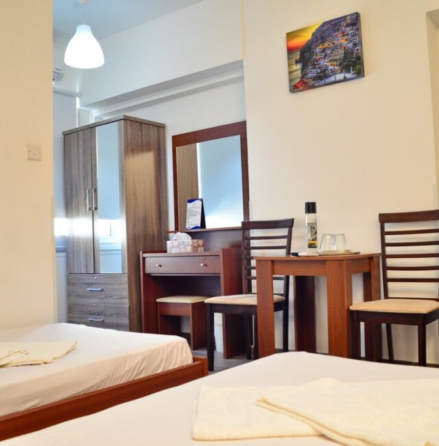 Triple Room
